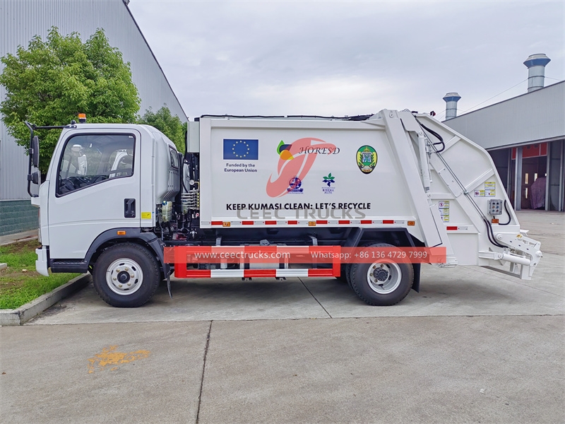 SINOTRUK Rubbish  Garbage Truck 8cbm bin lorry for sale