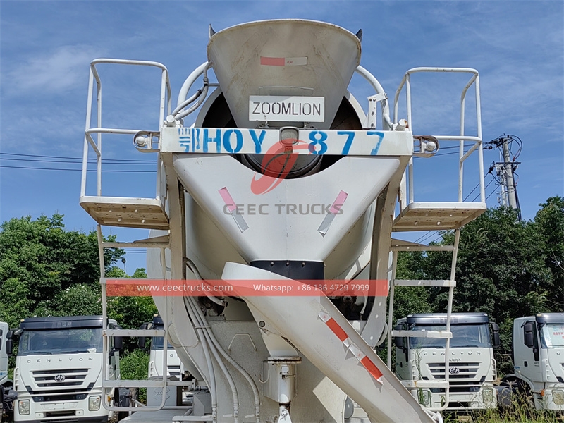 Used HOWO heavy duty 340HP Concrete Mixer Truck from China