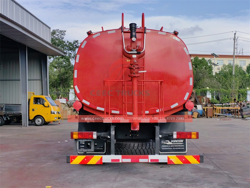 Shacman heavy duty fire fighting 12,000L truck with factory direct sale