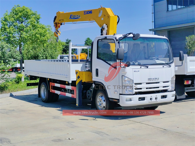 ISUZU 700P 4×4 off-road Crane Truck made in China best factory