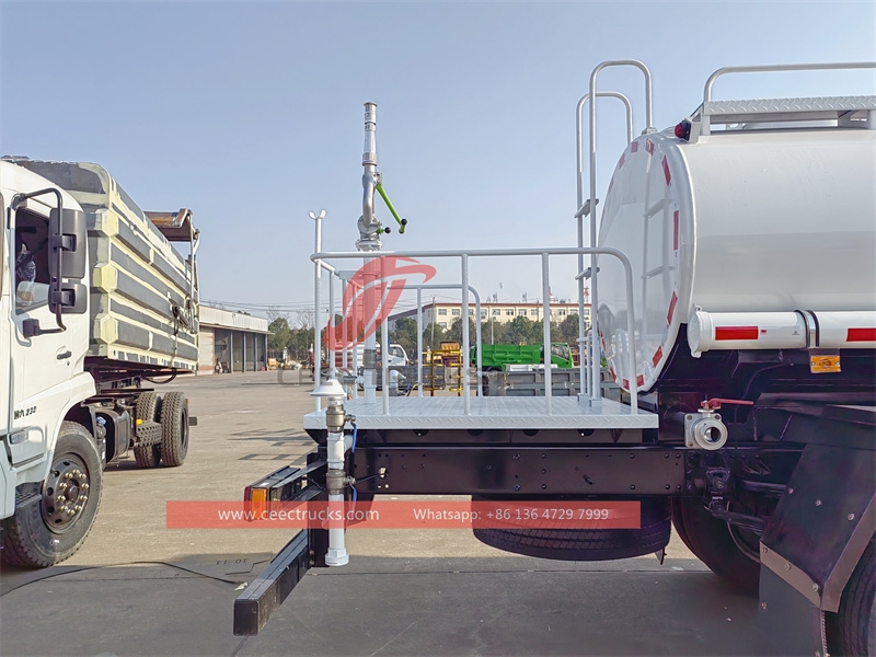 FAW JK6 water sprinkler truck with factory direct sale