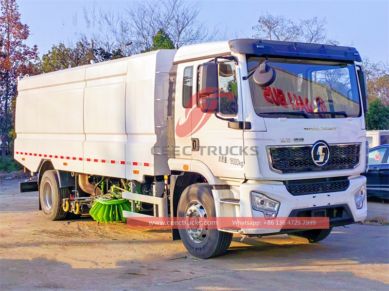 Shacman 9000L vacuum sweeping truck with factory direct sale