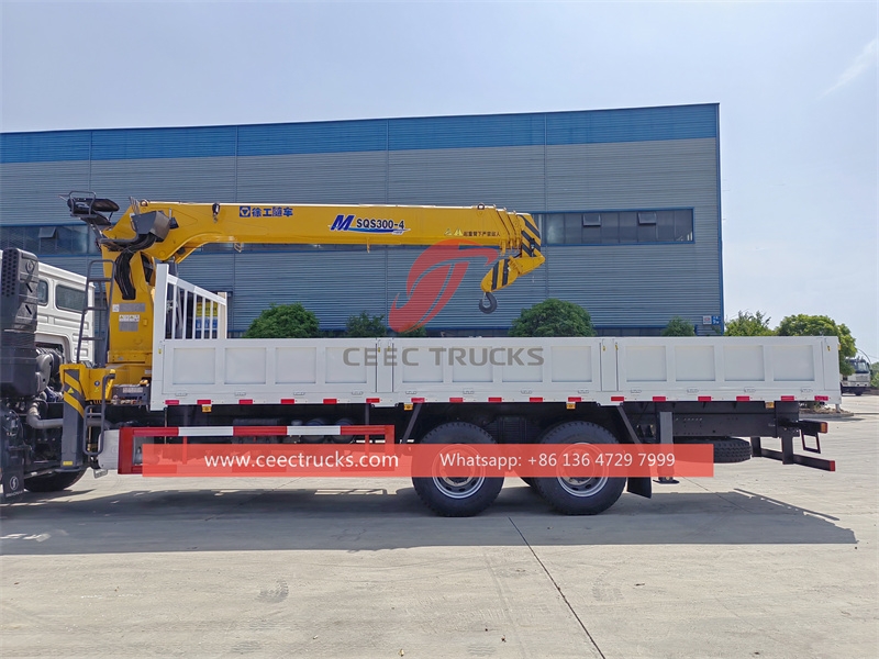 Custom-made Shacman 6×4 heavy duty cargo truck with XCMG crane