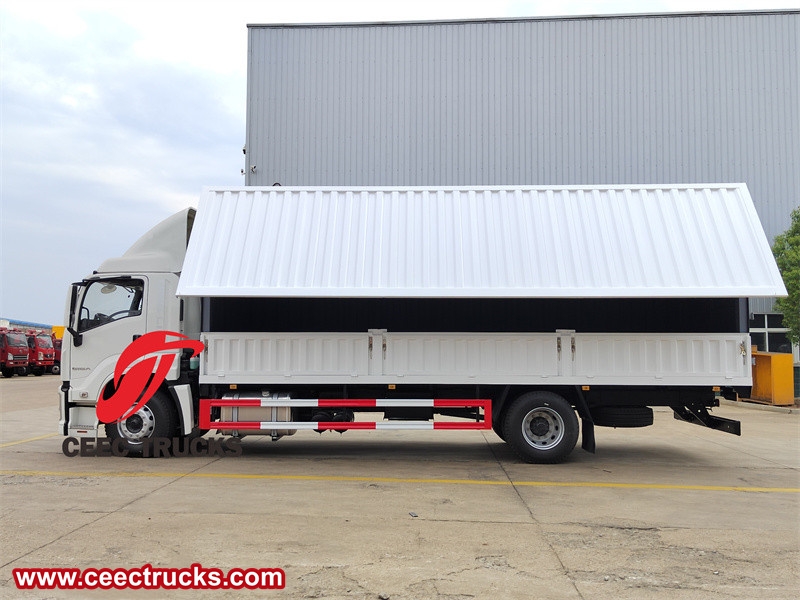 Isuzu Giga 6 wheeler Wing Van Truck