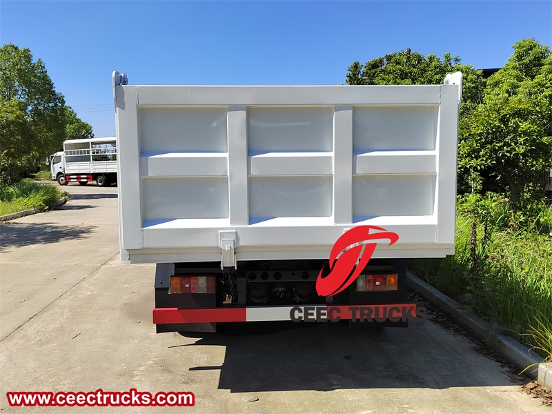 Sand delivery tipper truck Isuzu