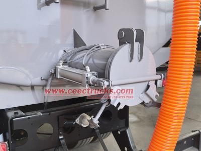 Isuzu 10cbm septic pump tanker