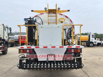 Shacman 5000L Bitumen Sprayer Truck