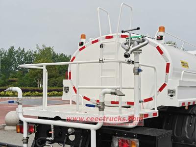 Isuzu GIGA lorry water tank