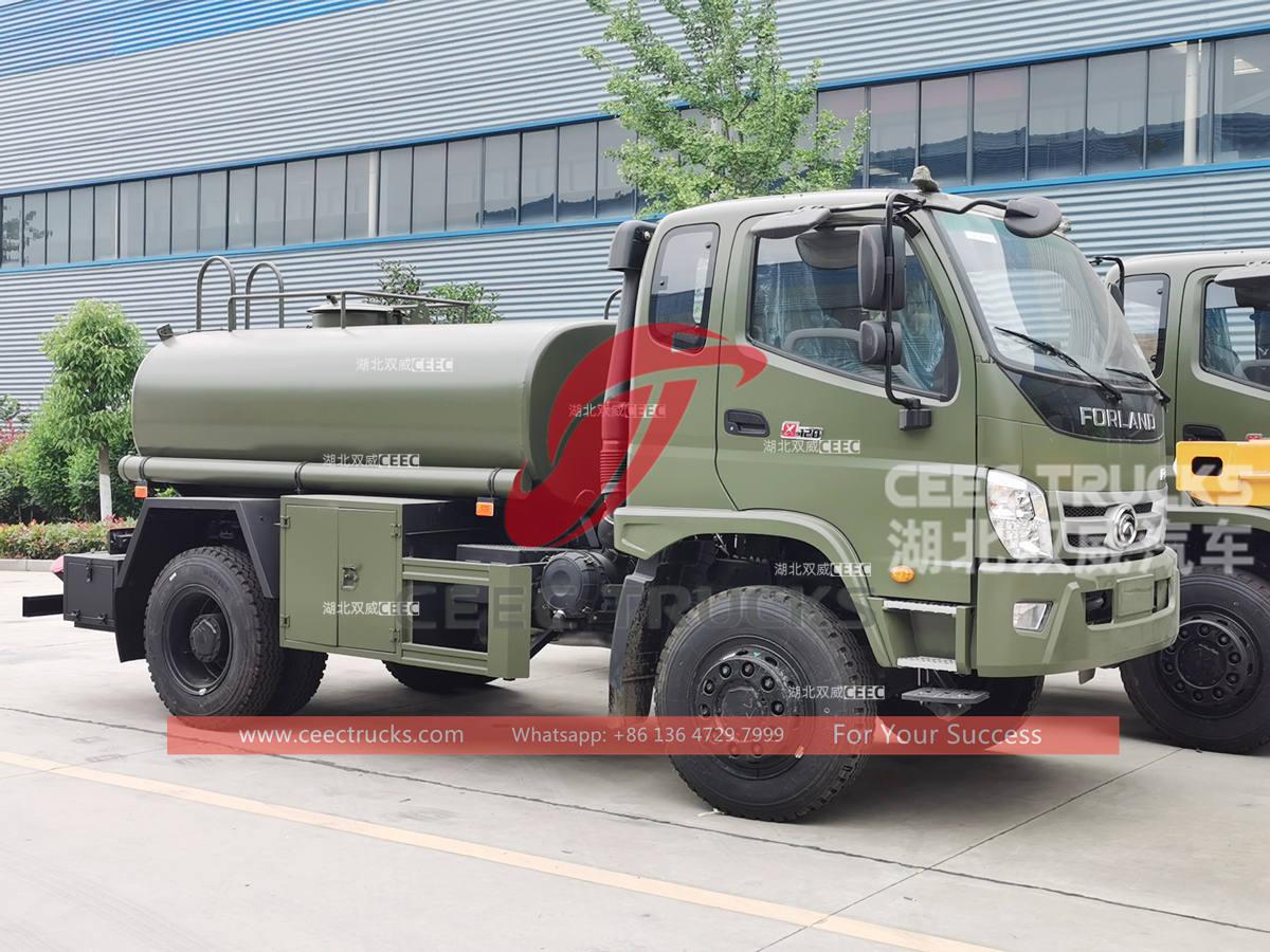 Côte d'Ivoire – 3 Einheiten FOTON 4×4 4000 Liter Edelstahl-Wasserwagen exportiert