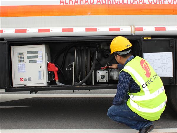 CEEC-Leitfaden – Bedienungsanleitung für den ISUZU 5000 L-Zapfsäulenwagen