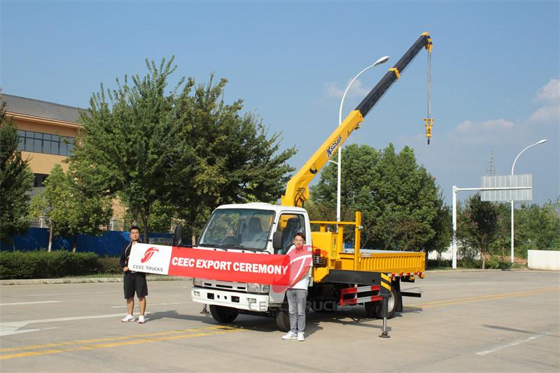 Grenada – Maßgeschneiderter ISUZU-Minikran-LKW, geliefert von CEEC TRUCKS